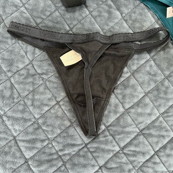 Victoria's Secret Thongs Womens Small Sexy Panties V String Rhinestones B13 - Picture 5 of 12